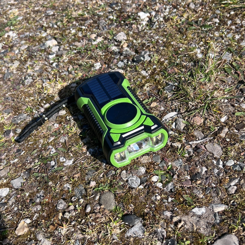 Nødradio – FM/AM – Håndsving – Solcelle – 5000 mAh powerbank - lommelygte