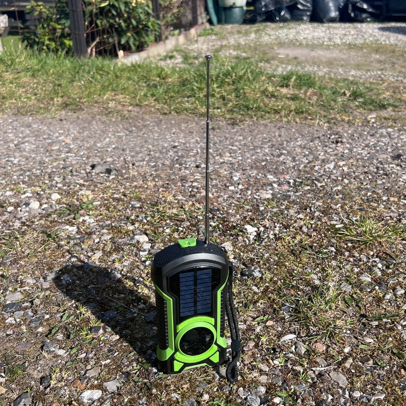 Nødradio – FM/AM – Håndsving – Solcelle – 5000 mAh powerbank - lommelygte